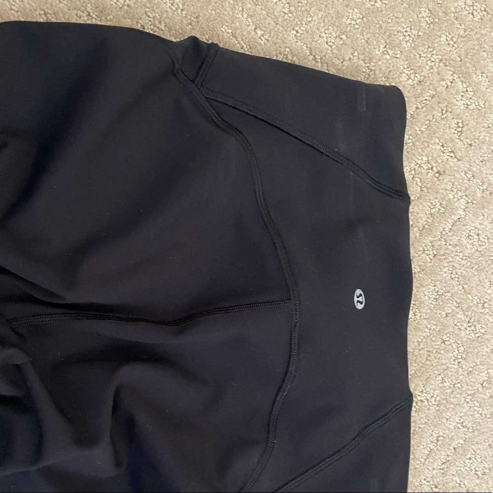 Lululemon 7/8 pant with see through bottom/side - Picture 4 of 6